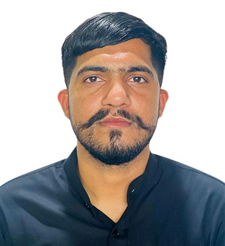 Kaushal Prem – Storekeeper.jpeg Photo of Nalin Pramodhaya the Store Keeper of al-rabiya - Leading car care supplier